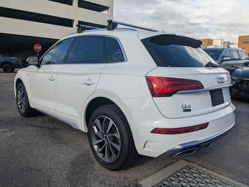 2023 Audi Q5 45 S line Premium Plus