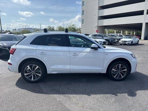 2023 Audi Q5 45 S line Premium Plus