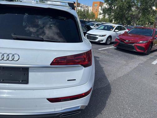 2023 Audi Q5 45 S line Premium Plus