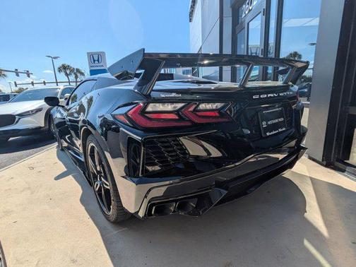 2025 Chevrolet Corvette Stingray w/2LT