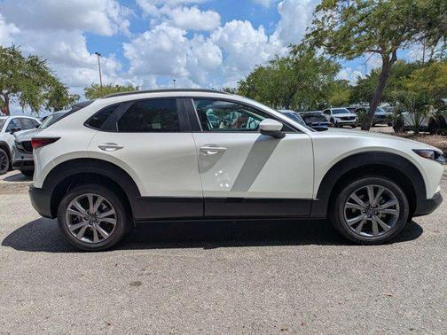 Snowflake White Pearl Mica 2026 Mazda CX-30 2.5 S Premium Package