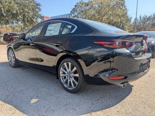 2025 Mazda Mazda3 FWD w/Preferred Package