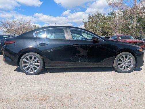2025 Mazda Mazda3 FWD w/Preferred Package