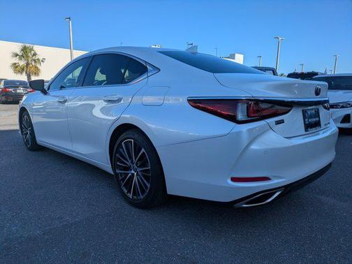 2023 Lexus ES 350 Base