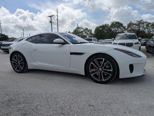 2019 Jaguar F-TYPE P300