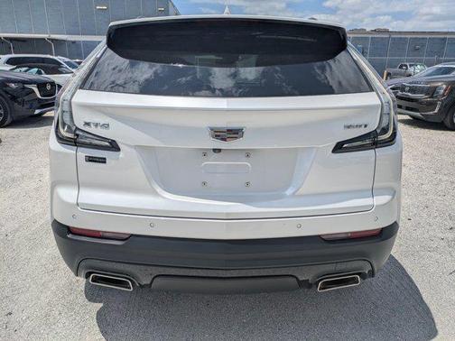 2023 Cadillac XT4 Sport