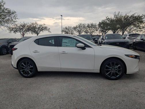 2025 Mazda Mazda3 FWD w/Preferred Package