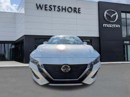 Aspen White Tricoat 2021 Nissan Sentra SV