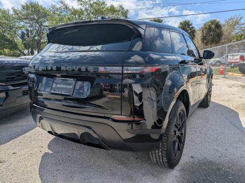 2026 Land Rover Range Rover Evoque Core S