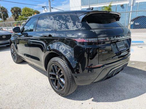 2026 Land Rover Range Rover Evoque Core S