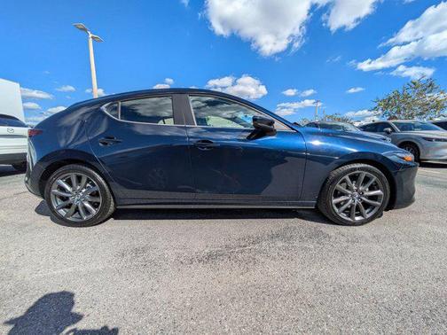2019 Mazda Mazda3 FWD w/Preferred Package