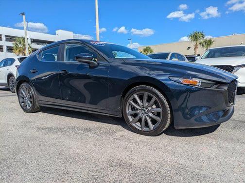 2019 Mazda Mazda3 FWD w/Preferred Package