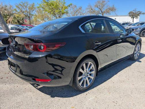 2025 Mazda Mazda3 FWD w/Preferred Package