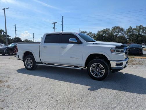 Bright White Clearcoat 2022 RAM 1500 Longhorn