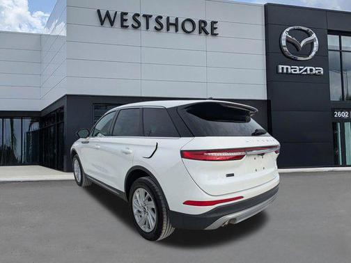 Pristine White Metallic Tri-Coat 2025 Lincoln Corsair Premiere