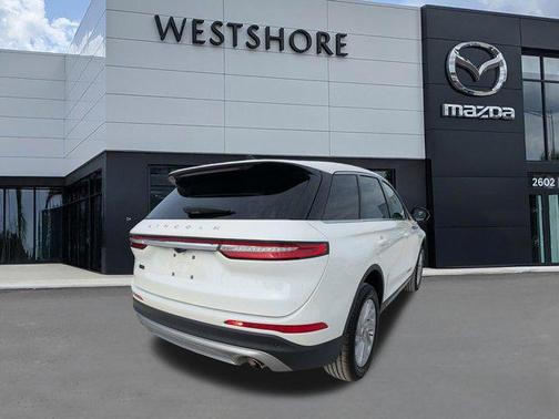 Pristine White Metallic Tri-Coat 2025 Lincoln Corsair Premiere