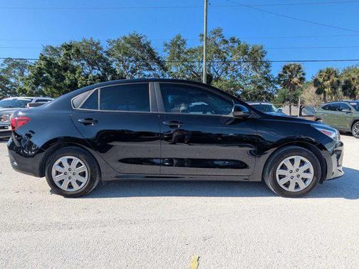 Aurora Black 2022 Kia Rio S