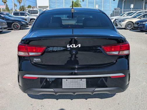 Aurora Black 2022 Kia Rio S