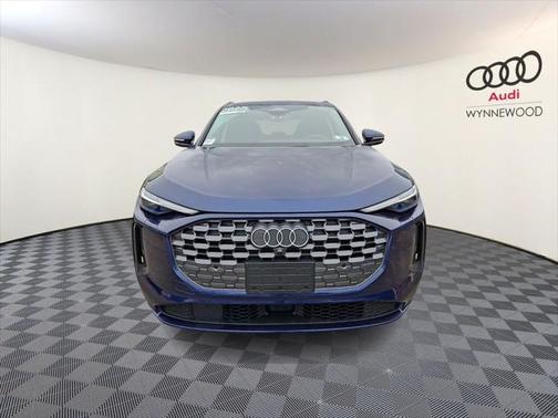 2025 Audi Q5 Premium Plus TFSI quattro S tronic