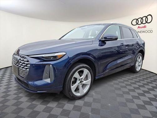 2025 Audi Q5 Premium Plus TFSI quattro S tronic