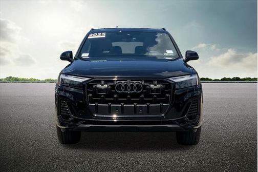 2025 Audi Q7 Premium Plus 45 TFSI quattro Tiptronic