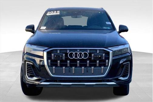 2025 Audi Q7 Premium Plus 55 TFSI quattro Tiptronic