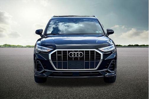 2022 Audi Q3 Premium 45 TFSI S line quattro Tiptronic
