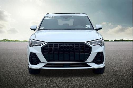 2024 Audi Q3 Premium Plus 45 TFSI S line quattro Tiptronic