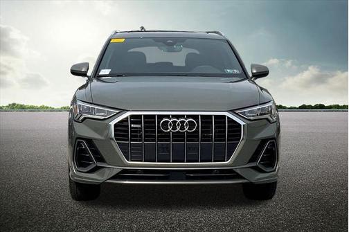 2024 Audi Q3 Premium 45 TFSI S line quattro Tiptronic