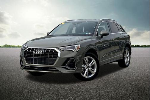2024 Audi Q3 Premium 45 TFSI S line quattro Tiptronic