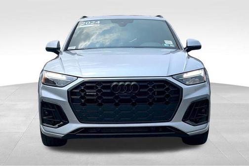 2024 Audi Q5 Premium Plus 55 TFSI e S line quattro S tronic