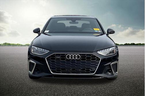 2023 Audi A4 Premium Plus 45 TFSI S line quattro S tronic