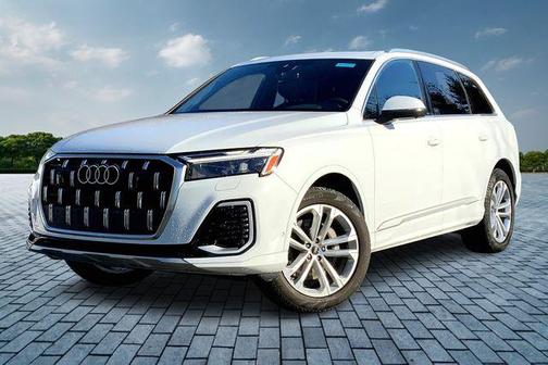 2025 Audi Q7 Premium Plus 55 TFSI quattro Tiptronic