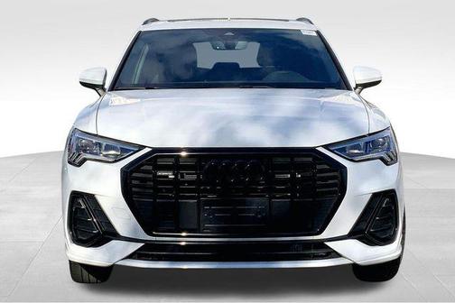 2024 Audi Q3 Premium 45 TFSI S line quattro Tiptronic