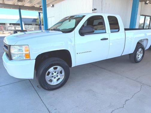 2007 Chevrolet Silverado 1500 Work Truck