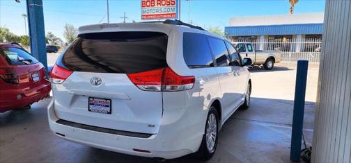 2011 Toyota Sienna XLE