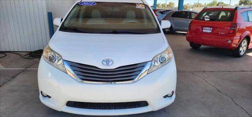 2011 Toyota Sienna XLE