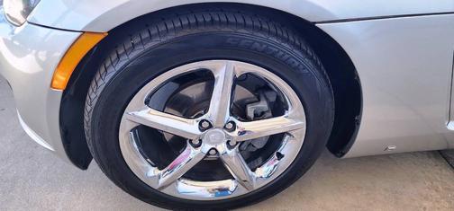 2007 Saturn Sky Red Line