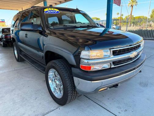 2004 Chevrolet Suburban 2500 LT