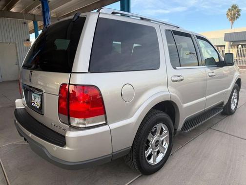 2005 Lincoln Aviator Luxury