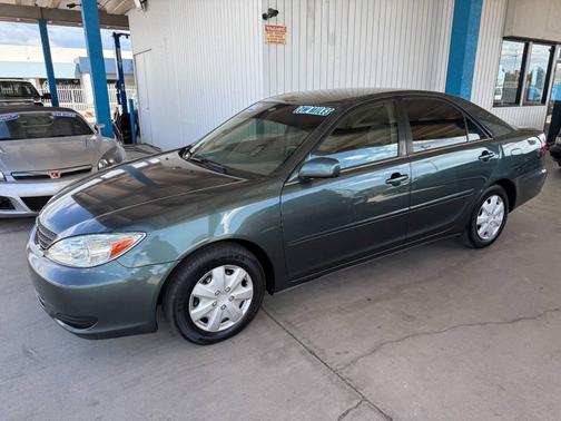 2002 Toyota Camry LE