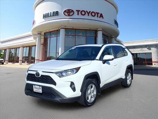 Super White 2020 Toyota RAV4 XLE