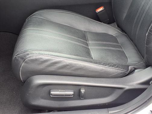 Platinum White Pearl 2020 Honda Insight Touring