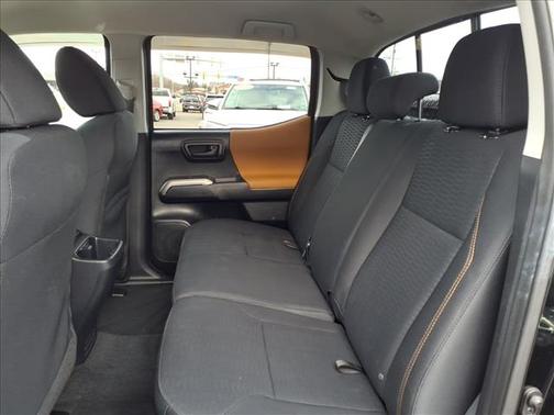 2016 Toyota Tacoma SR5