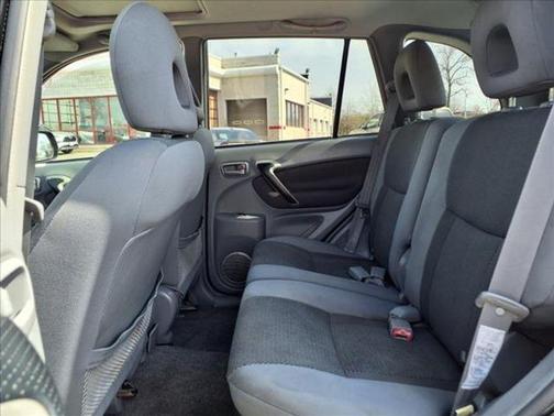2003 Toyota RAV4 Base
