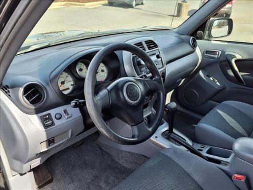 2003 Toyota RAV4 Base