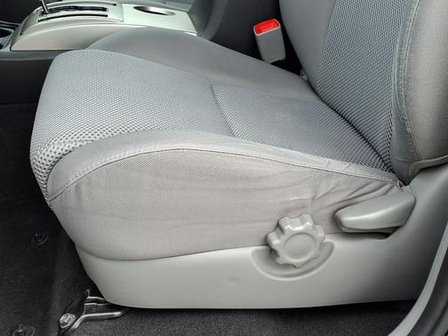 2014 Toyota Tacoma Base