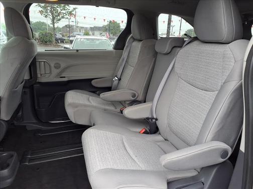 Predawn Gray Mica 2021 Toyota Sienna LE