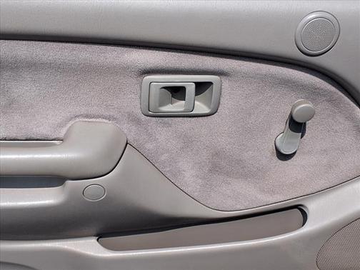 2003 Toyota Tacoma Base