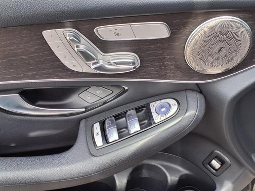 2020 Mercedes-Benz GLC 300 Base 4MATIC